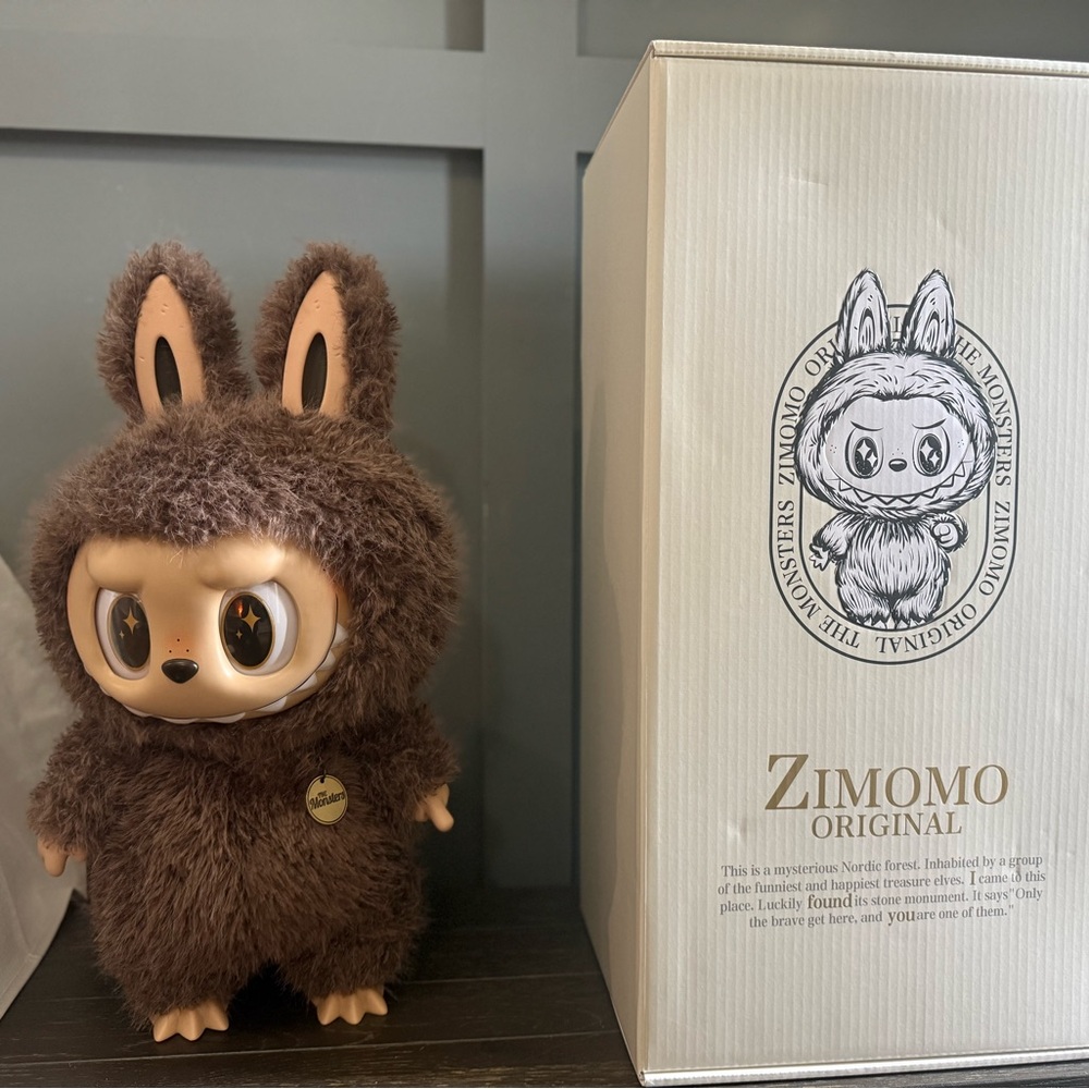 Authentic Pop Mart Zimomo – Complete w/ Box & Bag 🖤